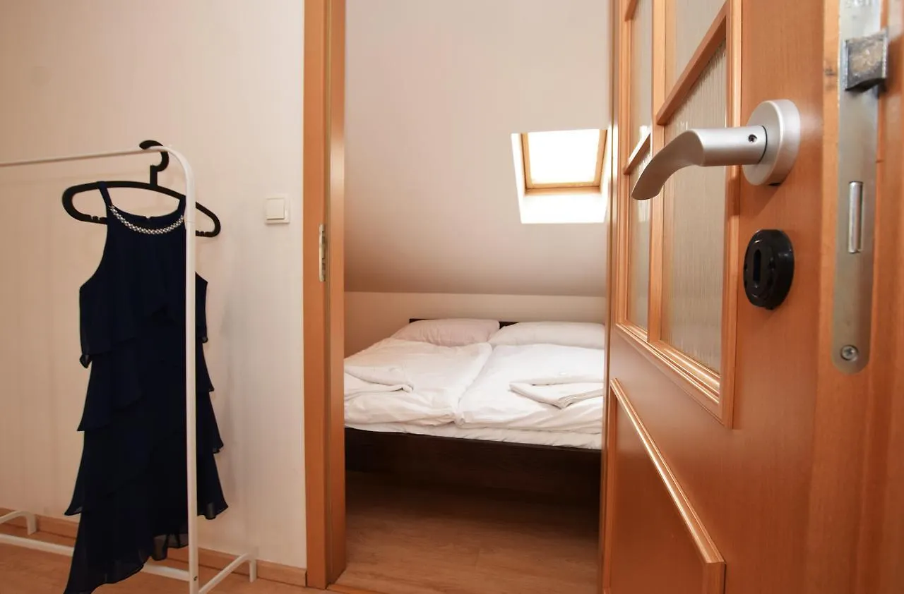 Wenzig Apartment Prága